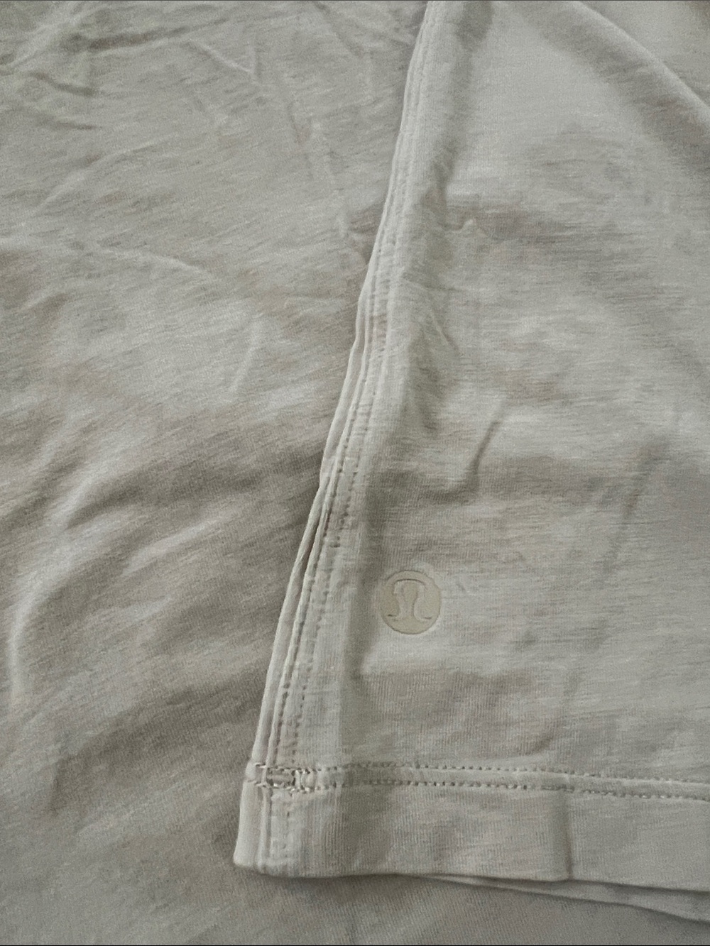 Alo Black Ribbed Lululemon Beige Crewneck Tee Bundle - Picture 3 of 8